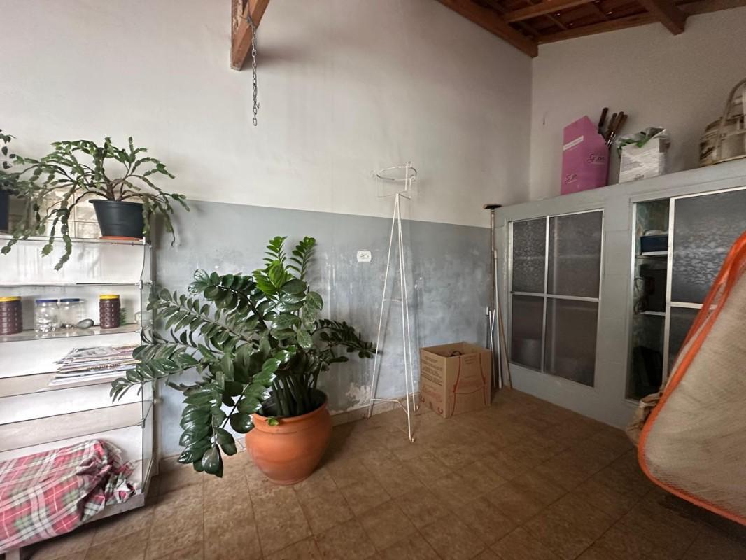 Casa, Centro, 3 Quartos, 2 Vagas, 1 Suíte