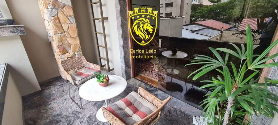 Casa, Cidade Nova, 4 Quartos, 5 Vagas, 1 Suíte