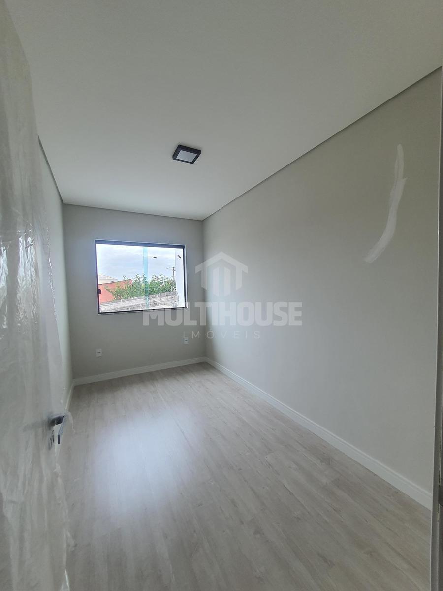 Casa, Jardim Leblon, 3 Quartos, 0 Vaga, 1 Suíte