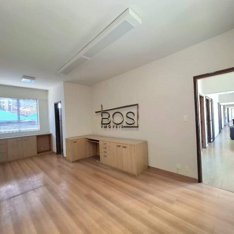 Prédio, Coração de Jesus, 0 Quarto, 2 Vagas, 24 Suítes