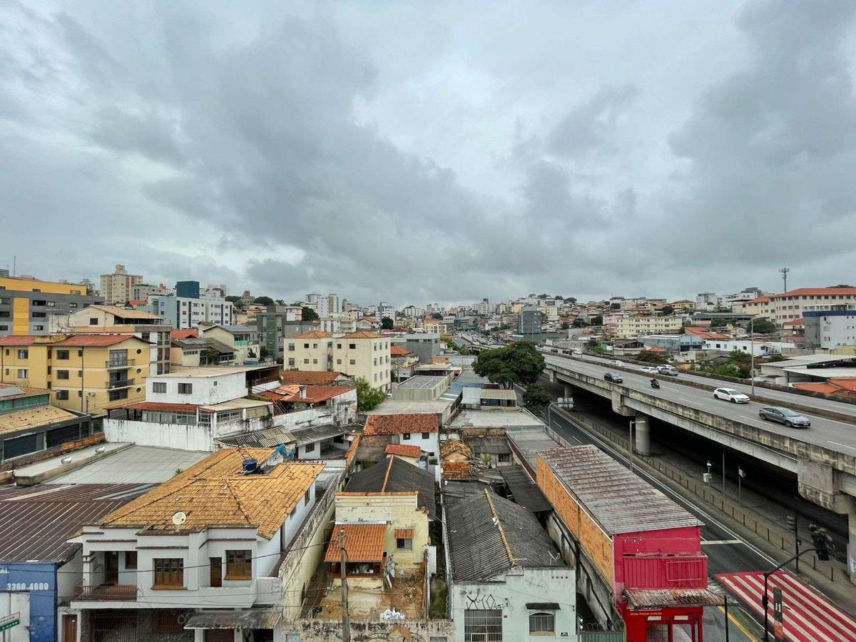 Apartamento, Floresta, 2 Quartos, 1 Vaga