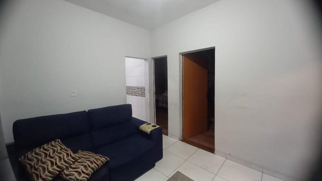 Casa, Vila Santo Antônio de Pádua, 4 Quartos, 0 Vaga