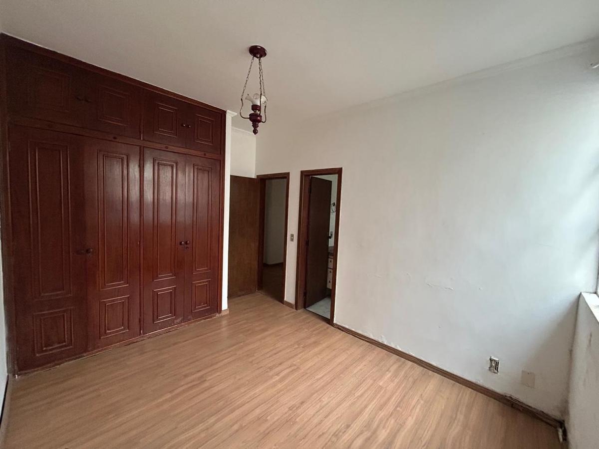 Casa, Fernão Dias, 3 Quartos, 3 Vagas, 1 Suíte