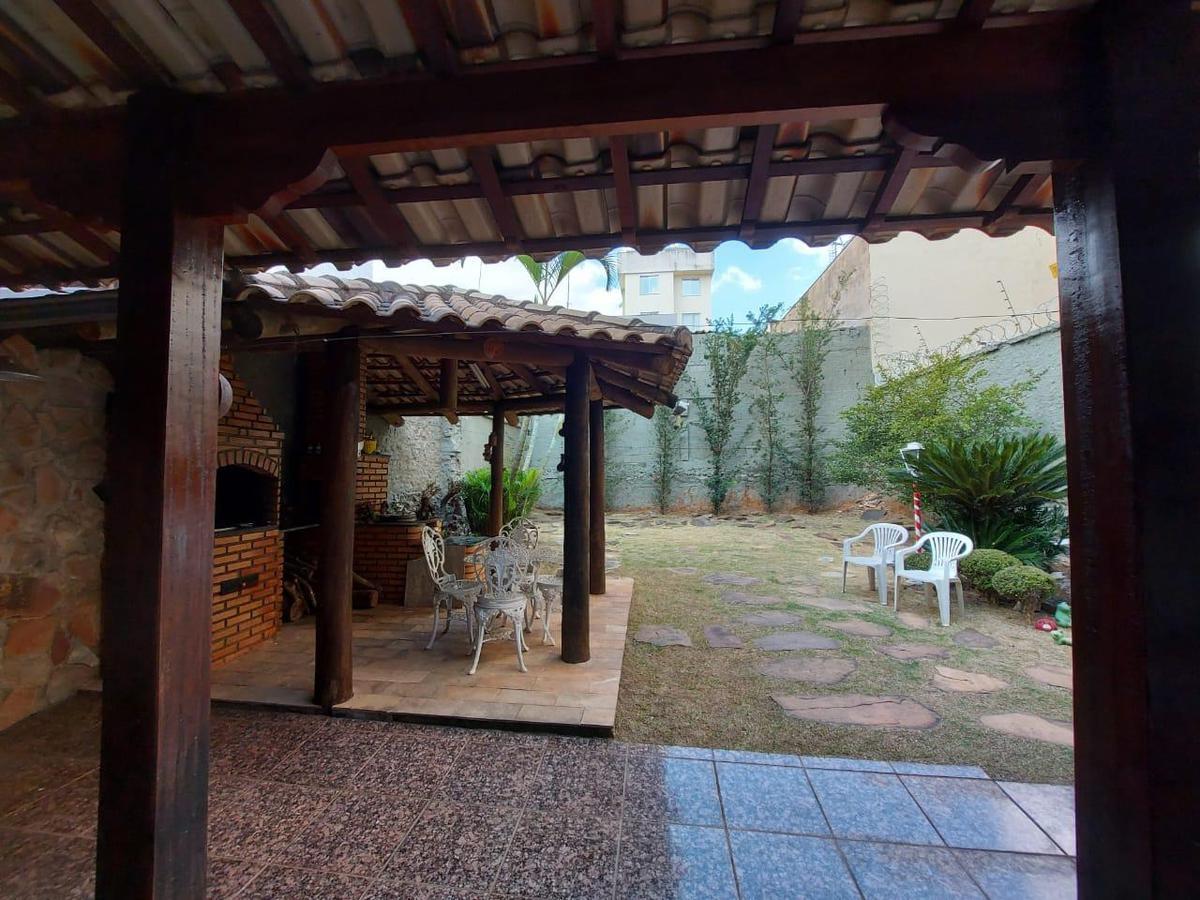 Casa, Nova Suíssa, 6 Quartos, 6 Vagas, 2 Suítes