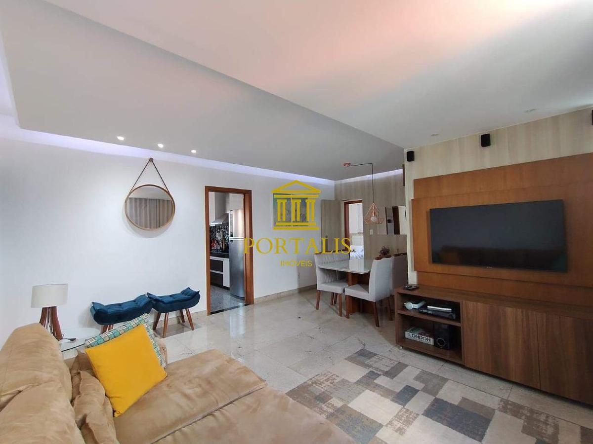 Apartamento, Sagrada Família, 3 Quartos, 2 Vagas, 1 Suíte