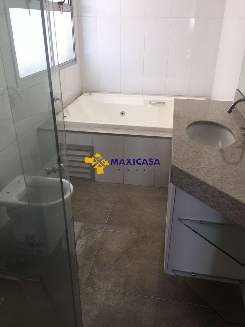 Apartamento, São José, 4 Quartos, 0 Vaga, 2 Suítes