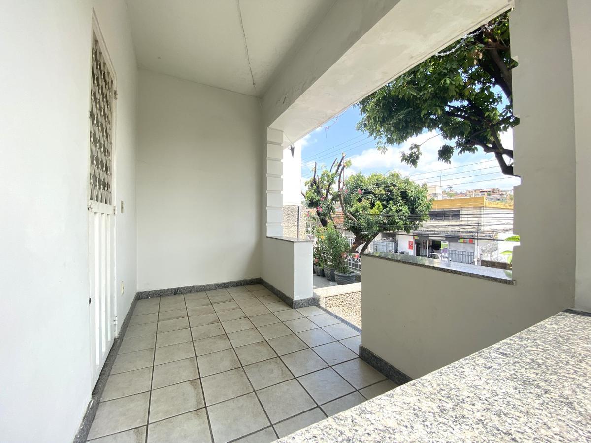 Casa, Carlos Prates, 4 Quartos, 0 Vaga, 1 Suíte