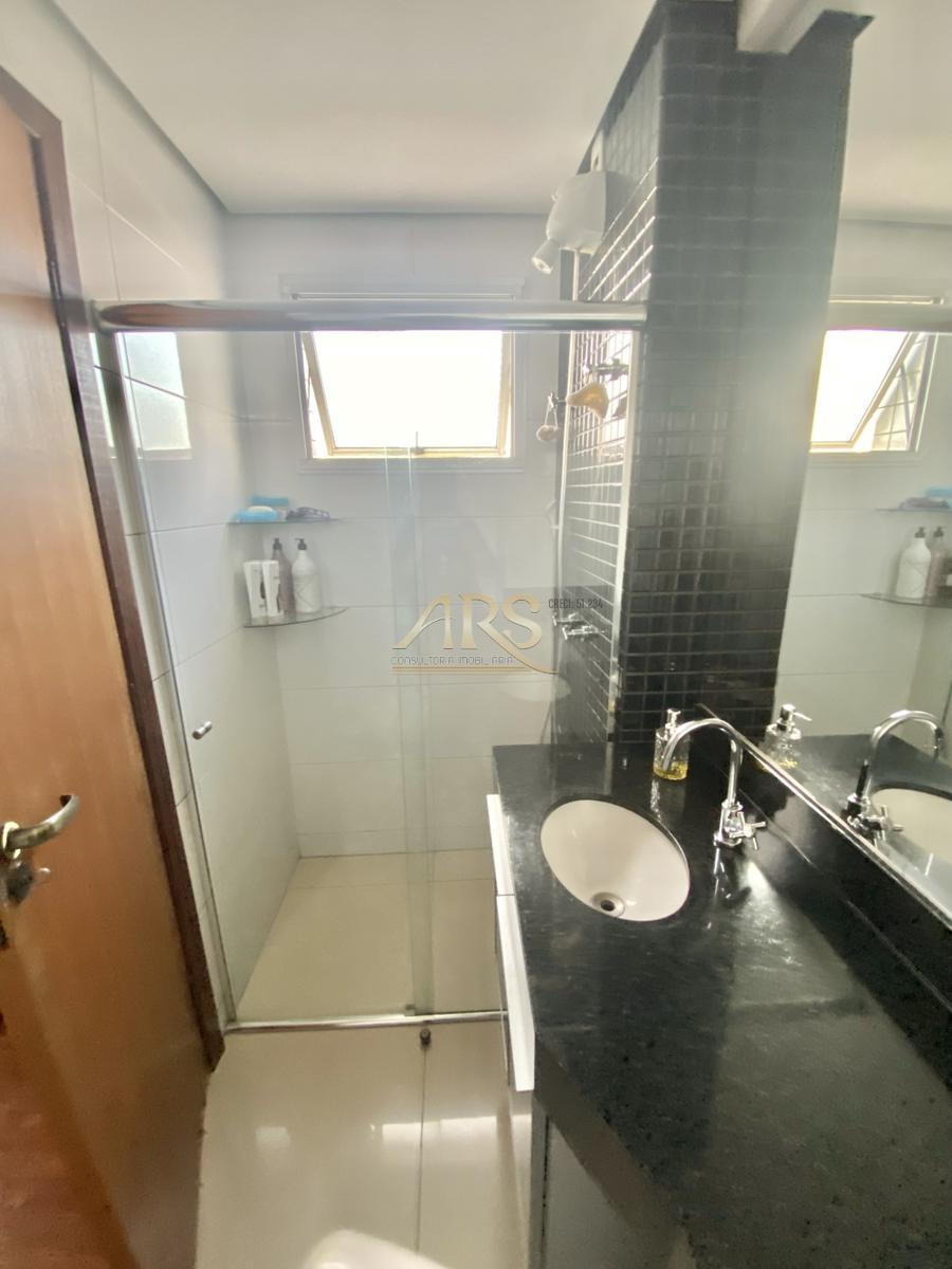 Apartamento, Centro, 4 Quartos, 3 Vagas, 2 Suítes