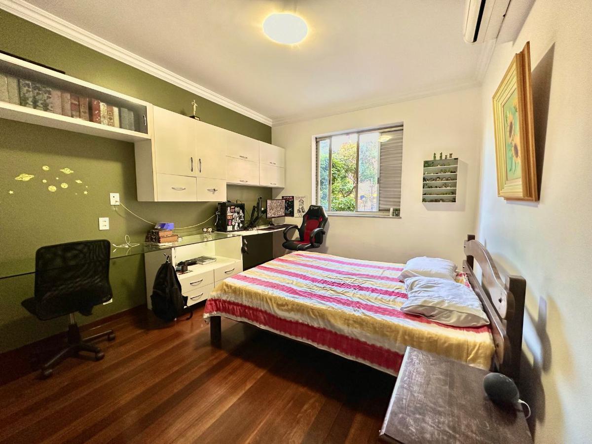 Apartamento, Funcionários, 4 Quartos, 2 Vagas, 1 Suíte