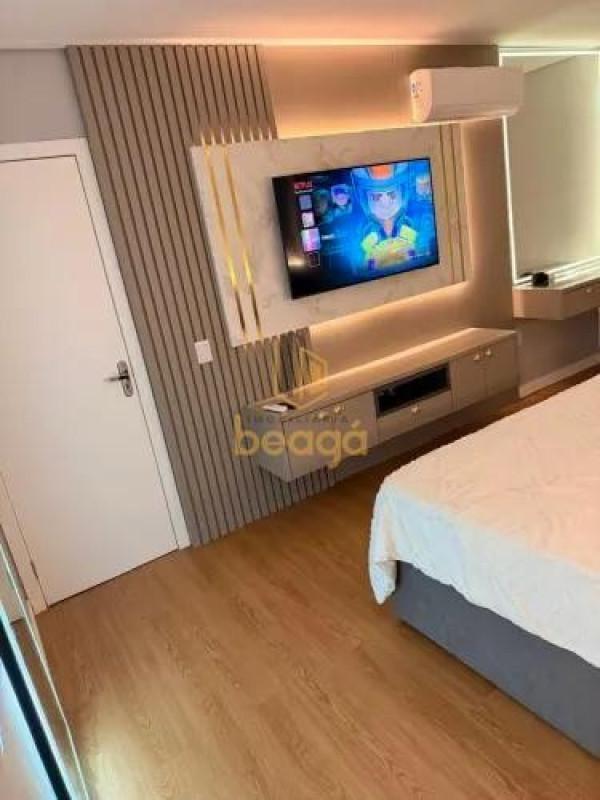 Casa, Industrial, 4 Quartos, 5 Vagas, 1 Suíte
