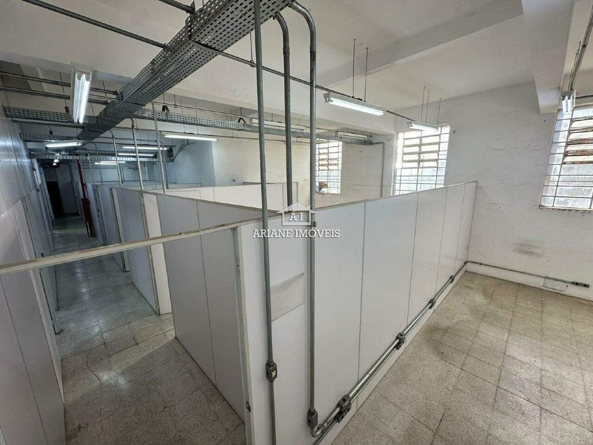 Galpão, Floresta, 0 Quarto, 0 Vaga