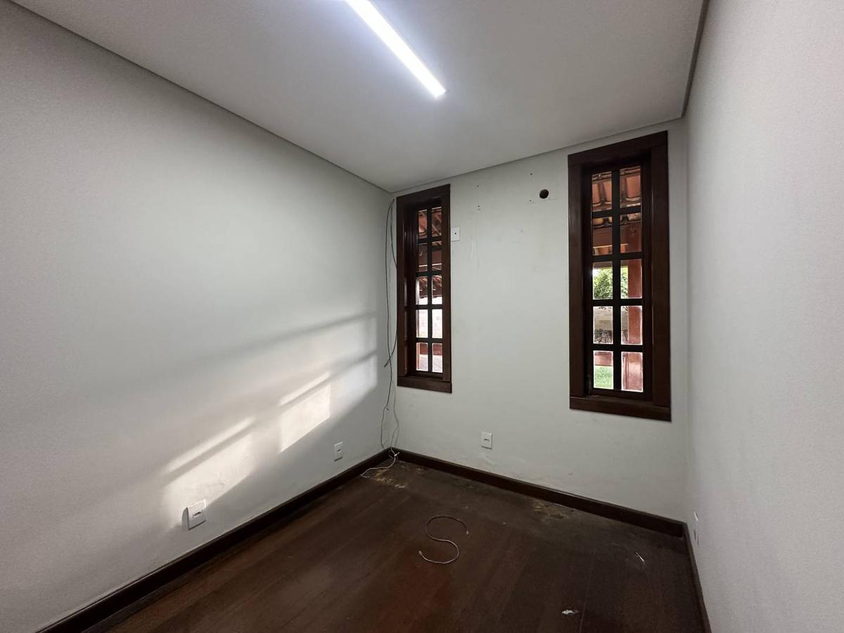 Casa, Veneza, 4 Quartos, 2 Vagas, 1 Suíte