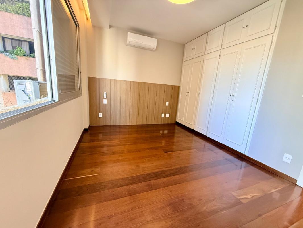 Apartamento, Lourdes, 4 Quartos, 2 Vagas, 1 Suíte