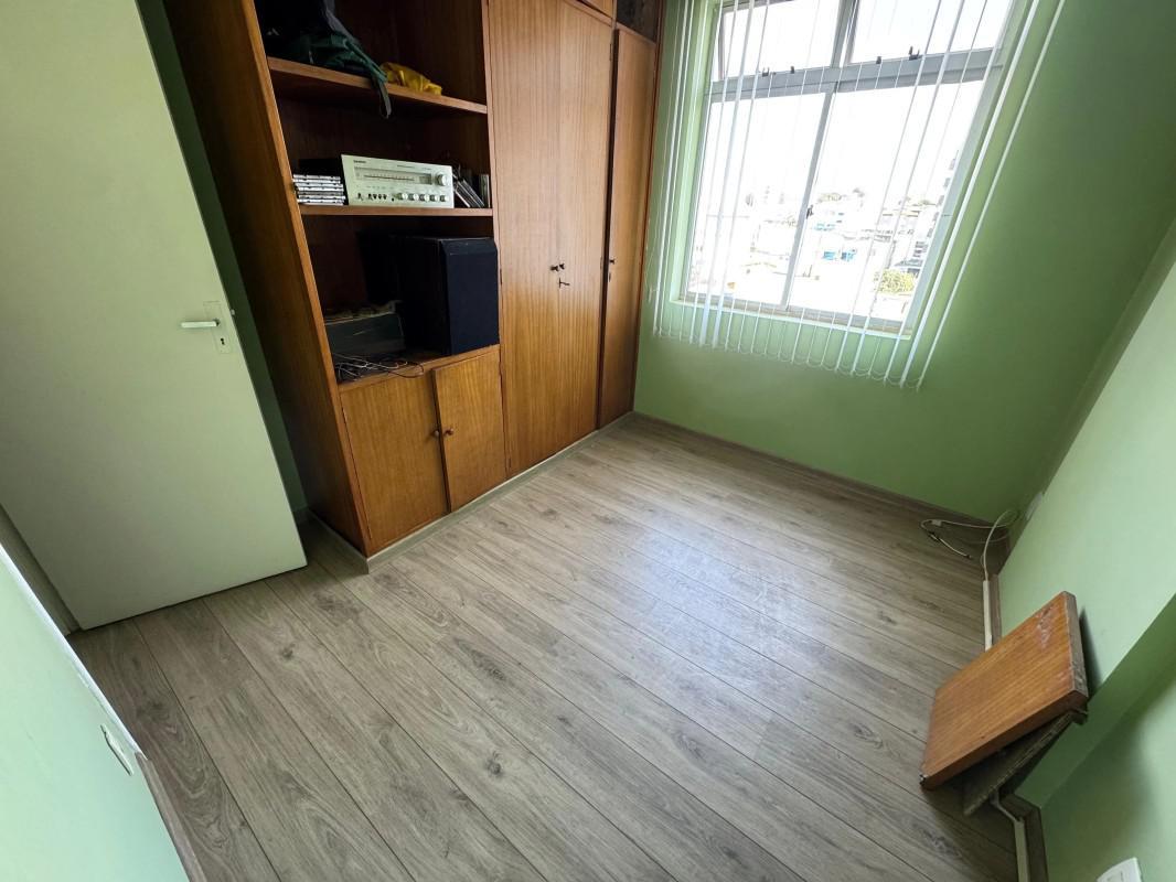 Apartamento, Sagrada Família, 2 Quartos, 1 Vaga