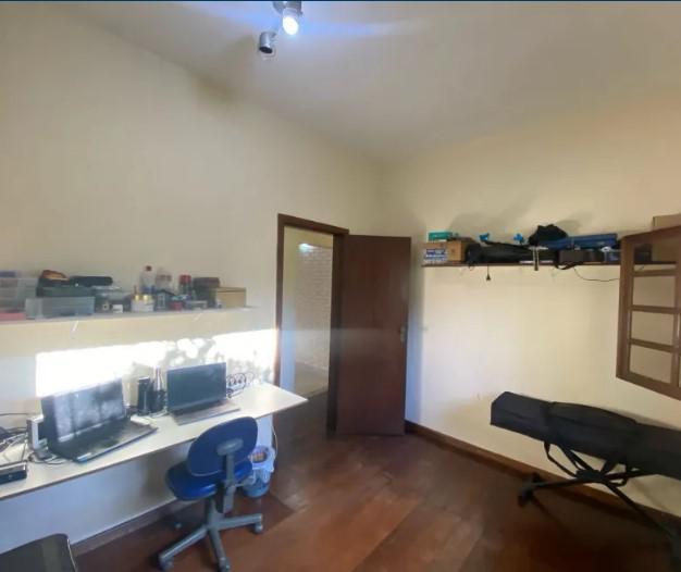 Casa, Dona Clara, 3 Quartos, 6 Vagas, 1 Suíte