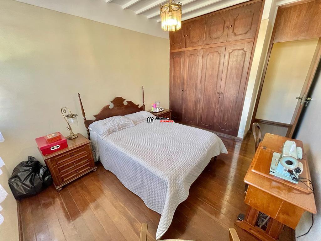 Casa, Itapoã, 4 Quartos, 6 Vagas, 1 Suíte