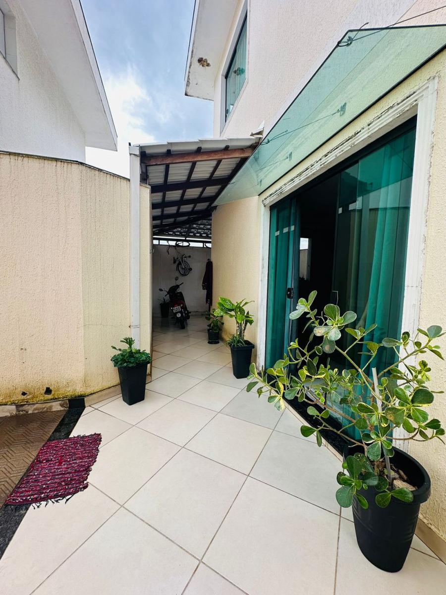 Casa, Masterville, 3 Quartos, 4 Vagas, 1 Suíte