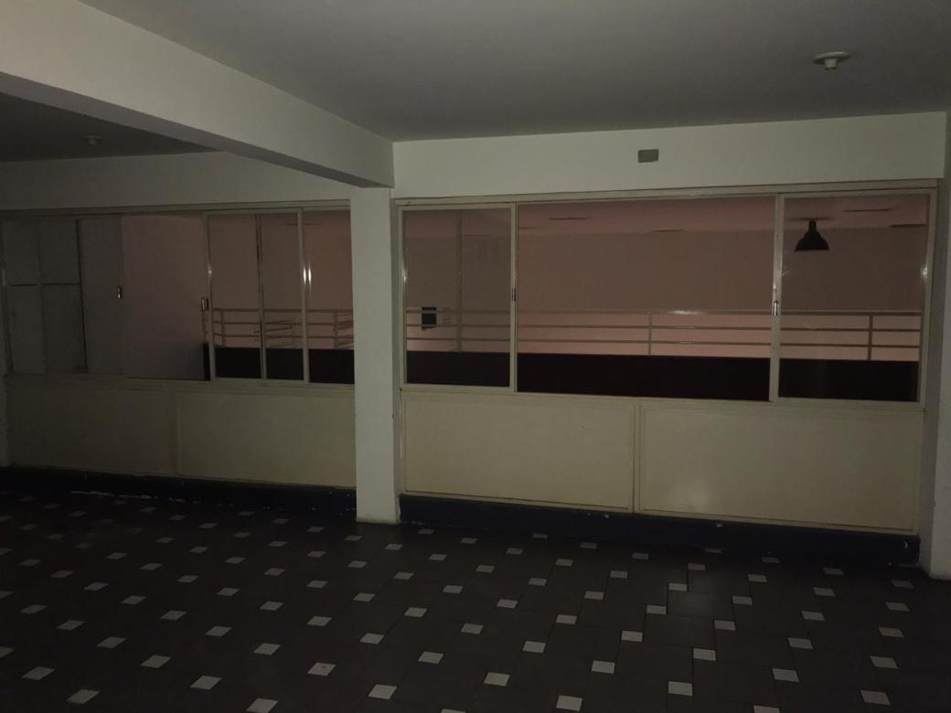 Andar, Funcionários, 0 Quarto, 0 Vaga