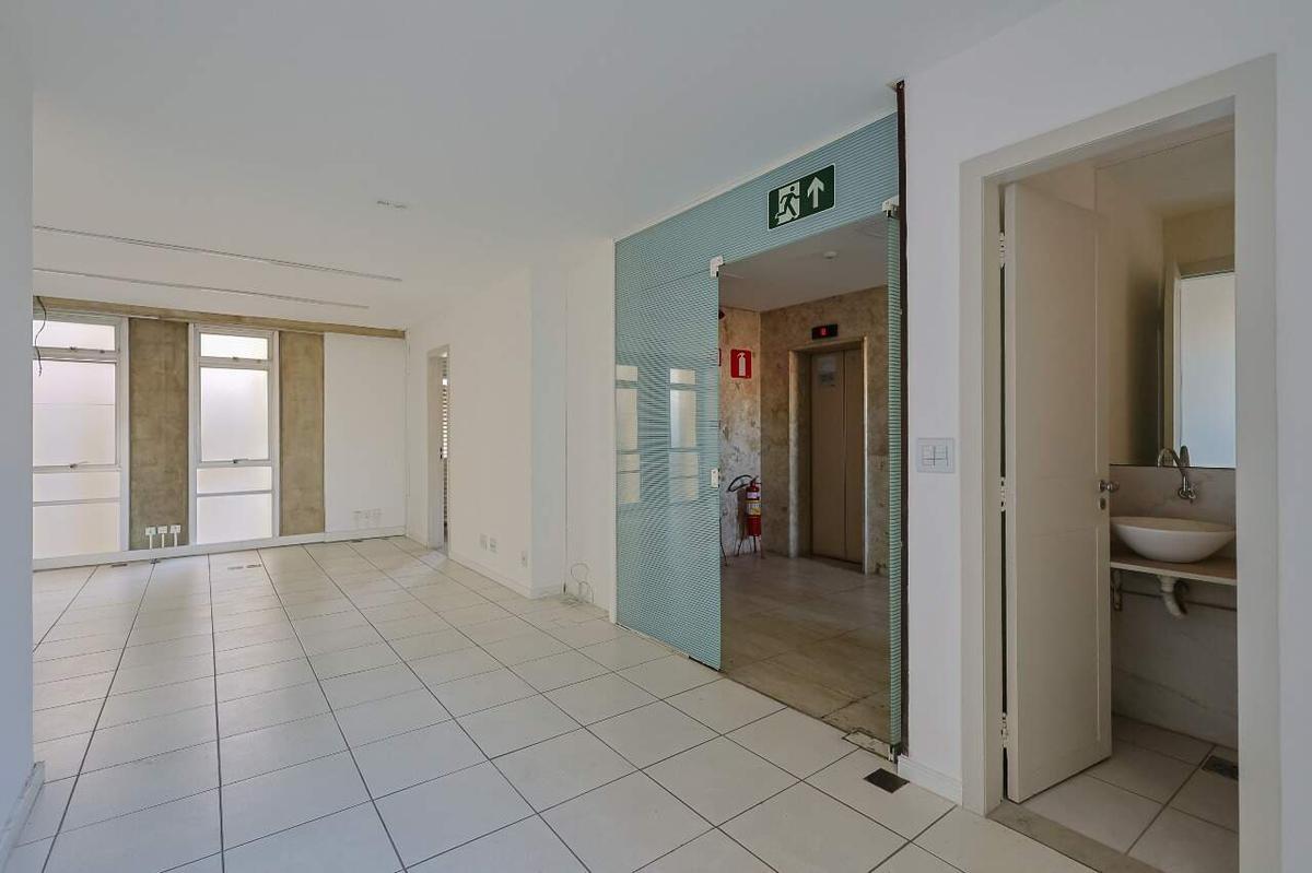 Andar, Savassi, 0 Quarto, 3 Vagas