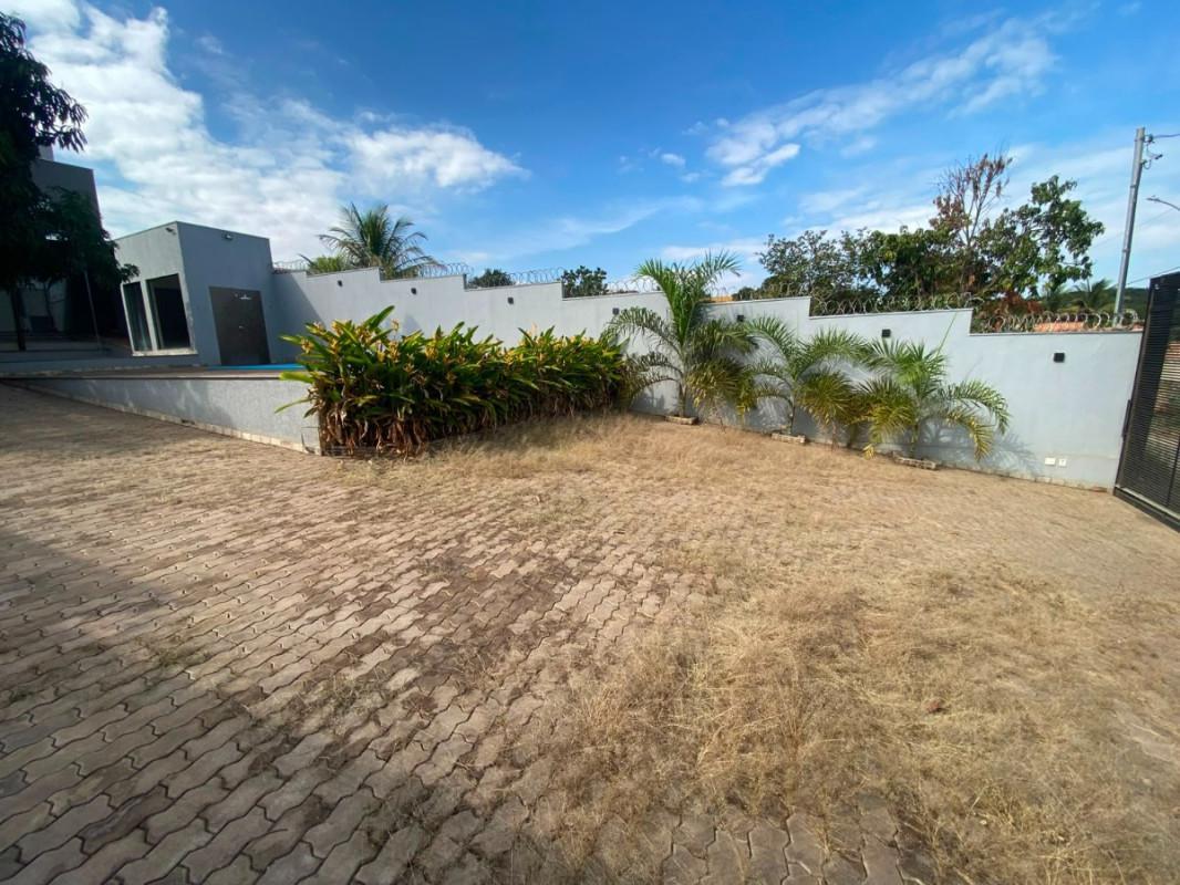 Fazenda, Barreiro, 2 Quartos, 4 Vagas