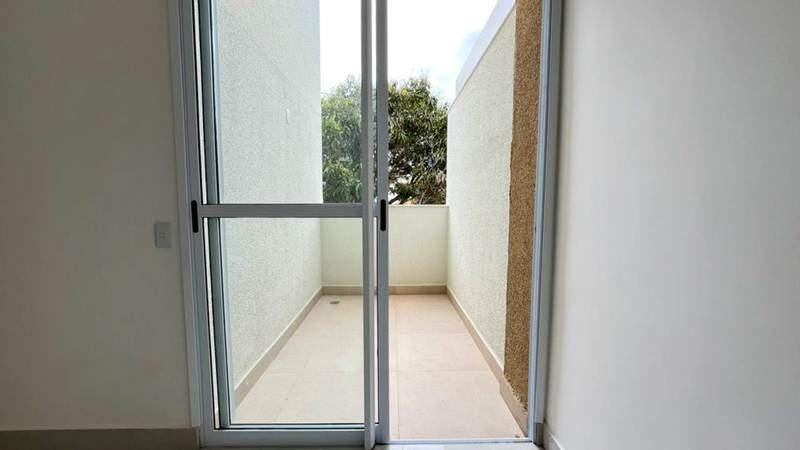 Apartamento, Casa Branca, 3 Quartos, 2 Vagas, 1 Suíte