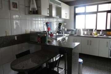 Apartamento, Funcionários, 4 Quartos, 4 Vagas, 2 Suítes