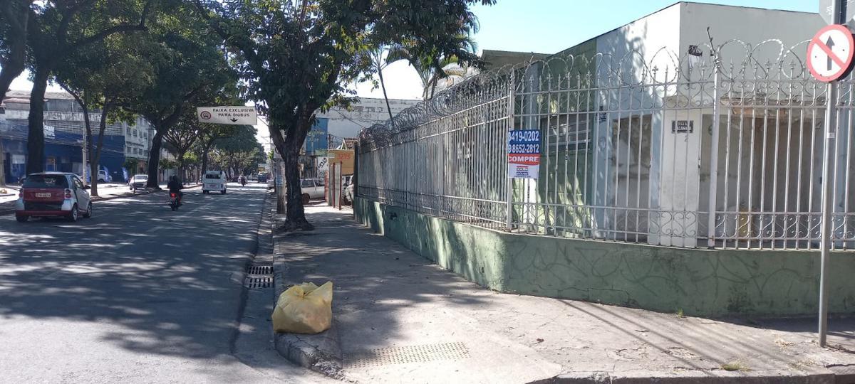 Sala, Padre Eustáquio