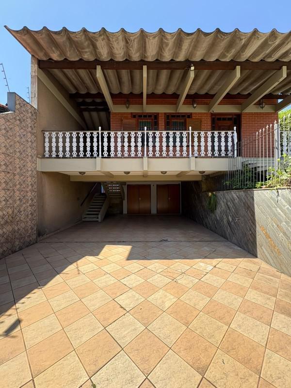 Casa, Jardim Riacho das Pedras, 4 Quartos, 6 Vagas, 2 Suítes