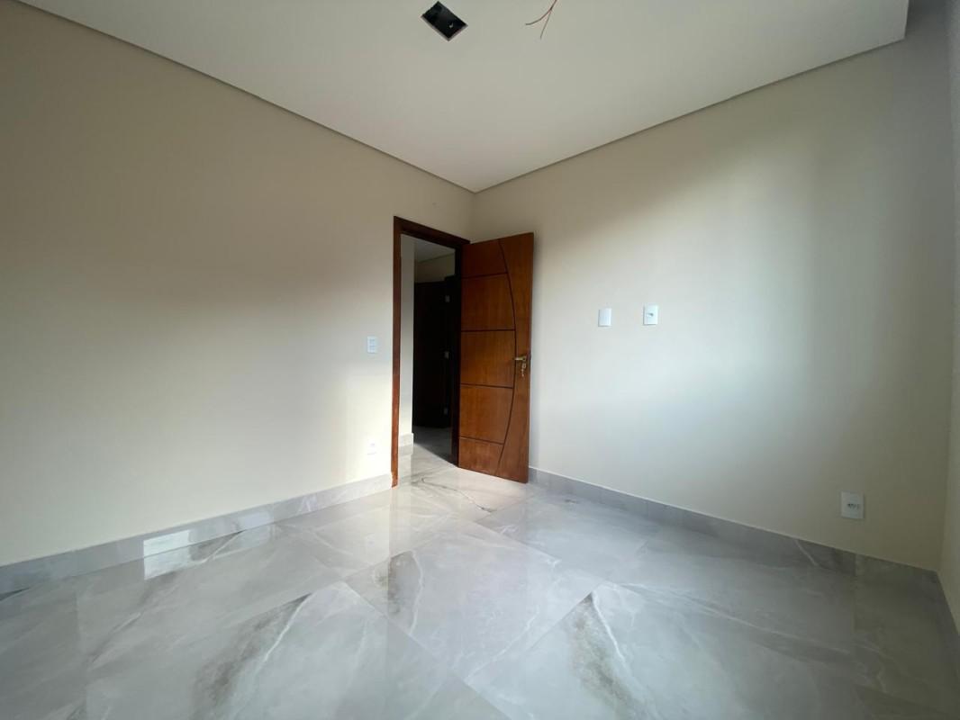 Apartamento, Barreiro, 3 Quartos, 2 Vagas, 1 Suíte