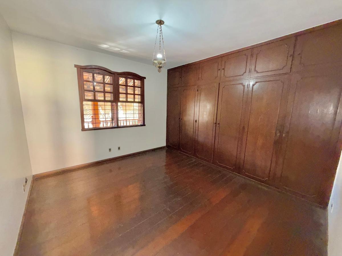 Casa, São José, 4 Quartos, 1 Vaga, 2 Suítes