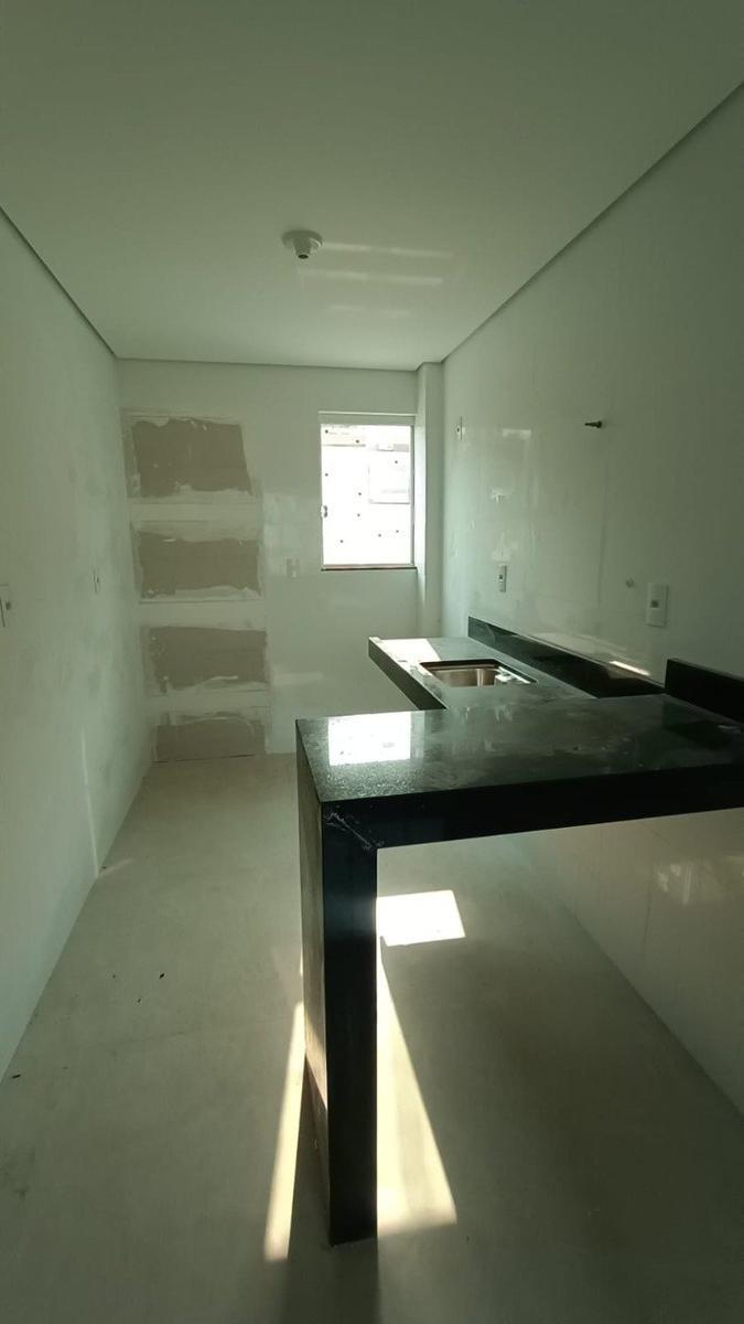 Apartamento, Santa Mônica, 3 Quartos, 2 Vagas, 1 Suíte