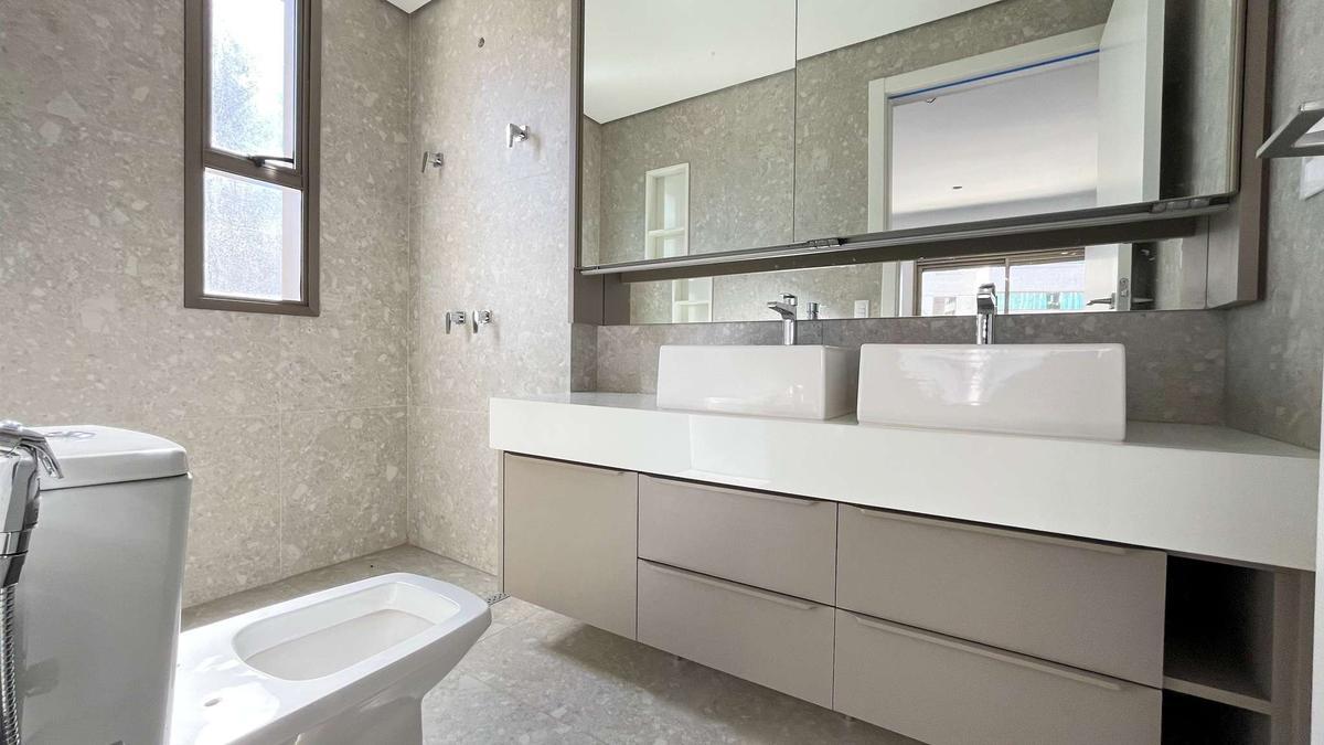 Apartamento, Cruzeiro, 4 Quartos, 3 Vagas, 2 Suítes