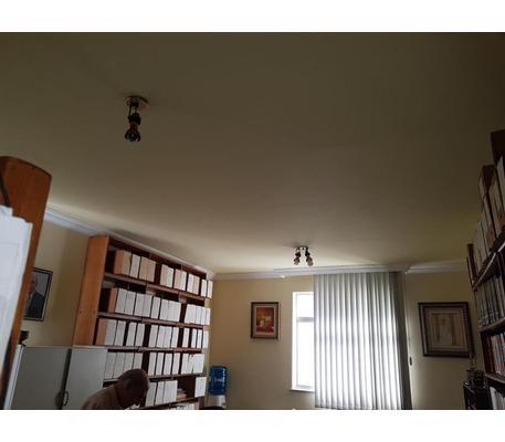 Sala, Barro Preto
