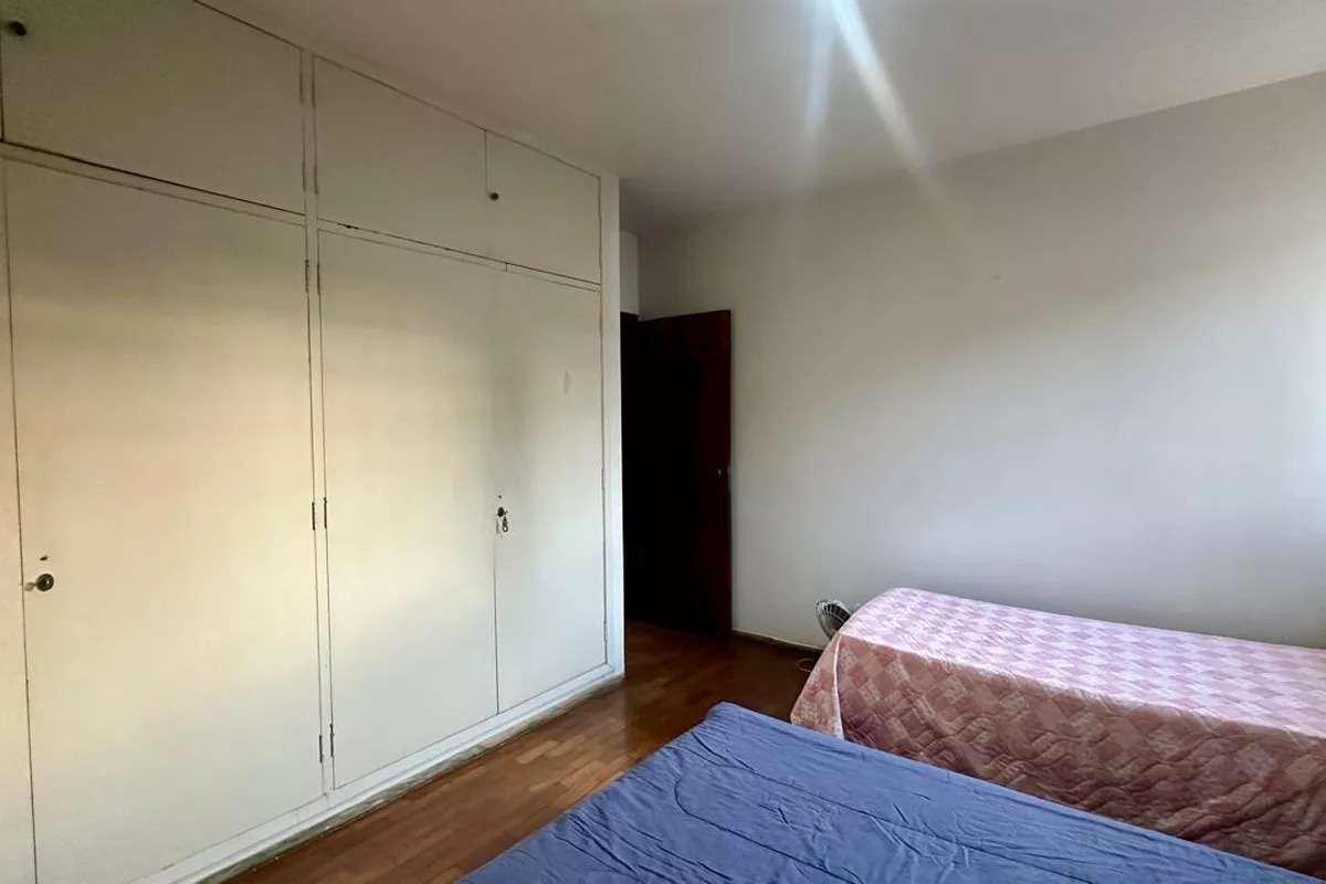 Casa, Serra, 4 Quartos, 4 Vagas, 1 Suíte