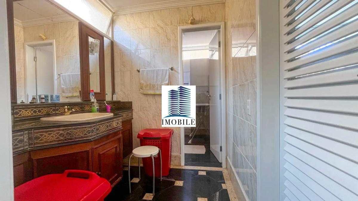 Casa, Vila Paris, 6 Quartos, 7 Vagas, 2 Suítes