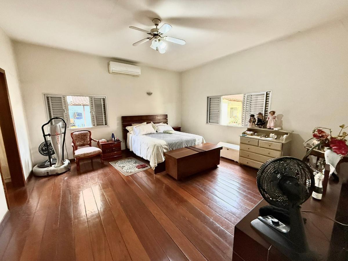 Casa, Liberdade, 5 Quartos, 4 Vagas, 2 Suítes