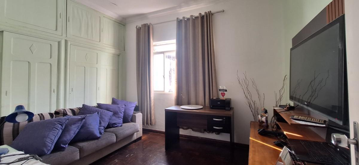 Casa, Colégio Batista, 4 Quartos, 2 Vagas