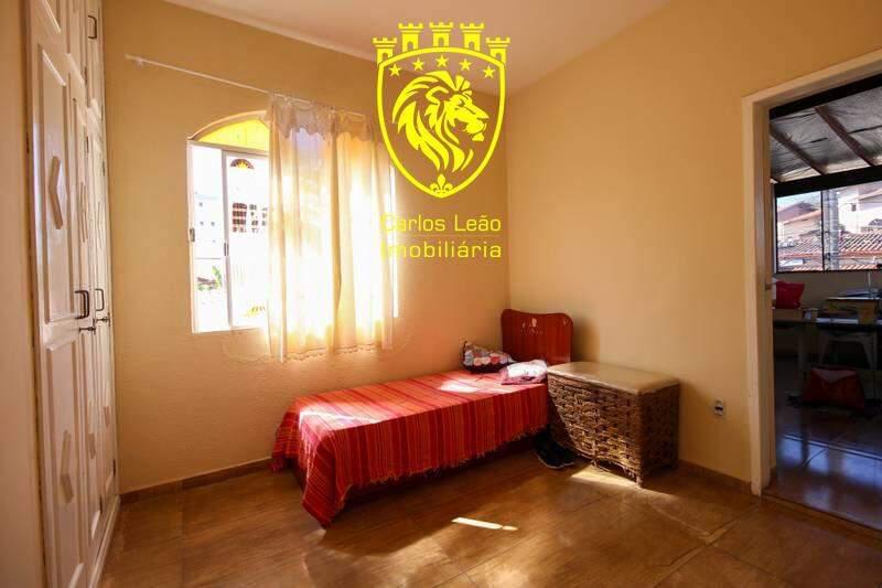 Casa, Planalto, 5 Quartos, 5 Vagas, 1 Suíte