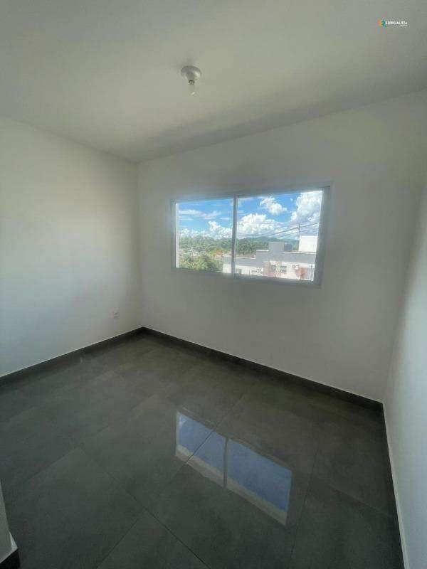 Casa, Novo Centro, 2 Quartos, 1 Vaga, 1 Suíte
