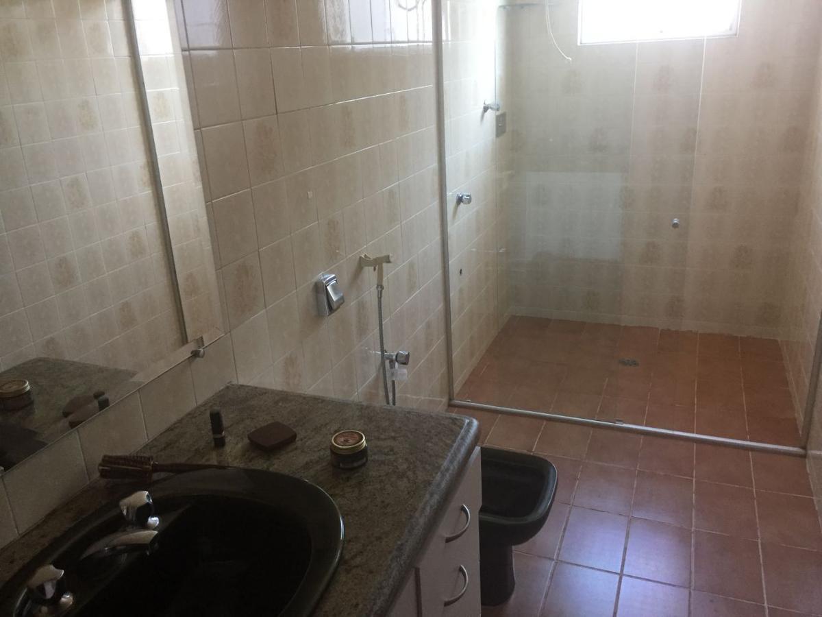 Casa, Coqueiros, 4 Quartos, 7 Vagas, 1 Suíte