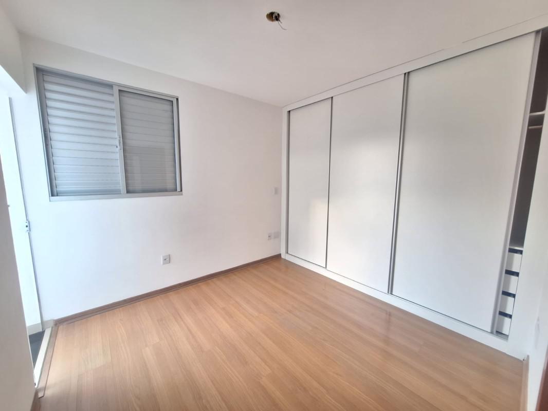 Cobertura, Sagrada Família, 3 Quartos, 2 Vagas, 1 Suíte