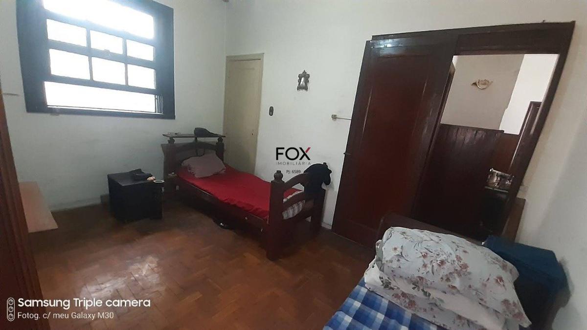 Casa, Funcionários, 4 Quartos, 2 Vagas
