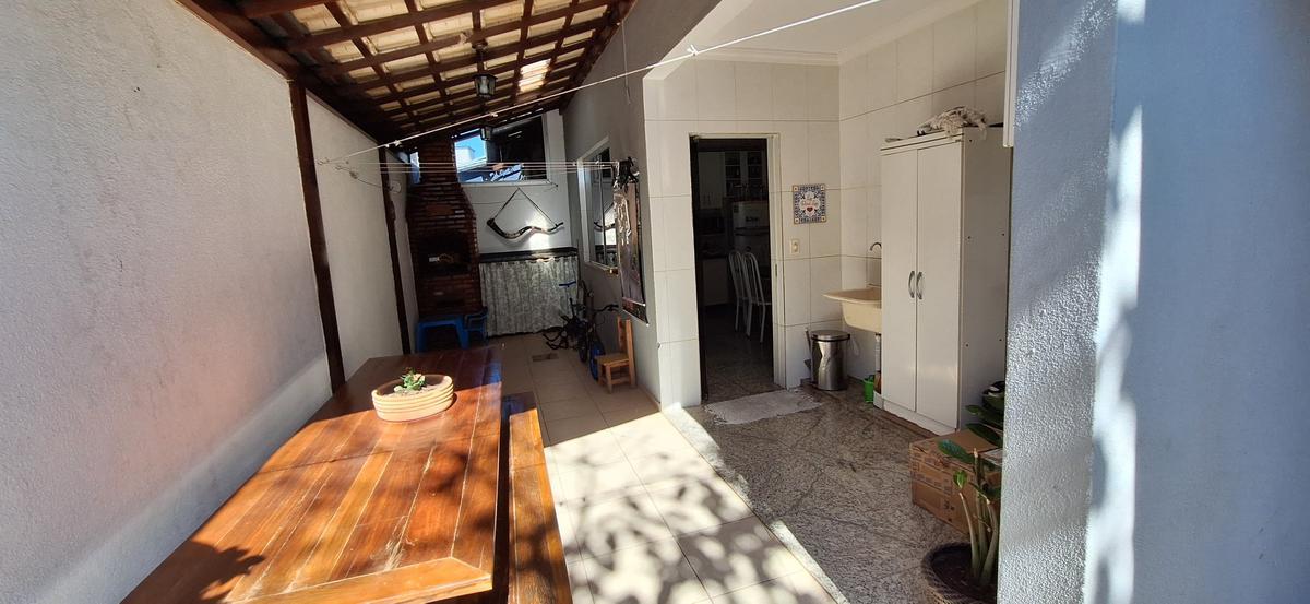 Casa, Manacás, 3 Quartos, 4 Vagas, 1 Suíte