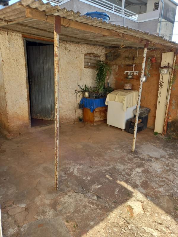 Casa, Vila Martins, 0 Quarto, 0 Vaga