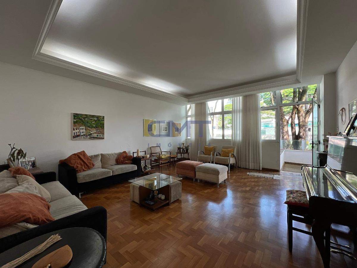 Casa, Serra, 7 Quartos, 6 Vagas, 3 Suítes