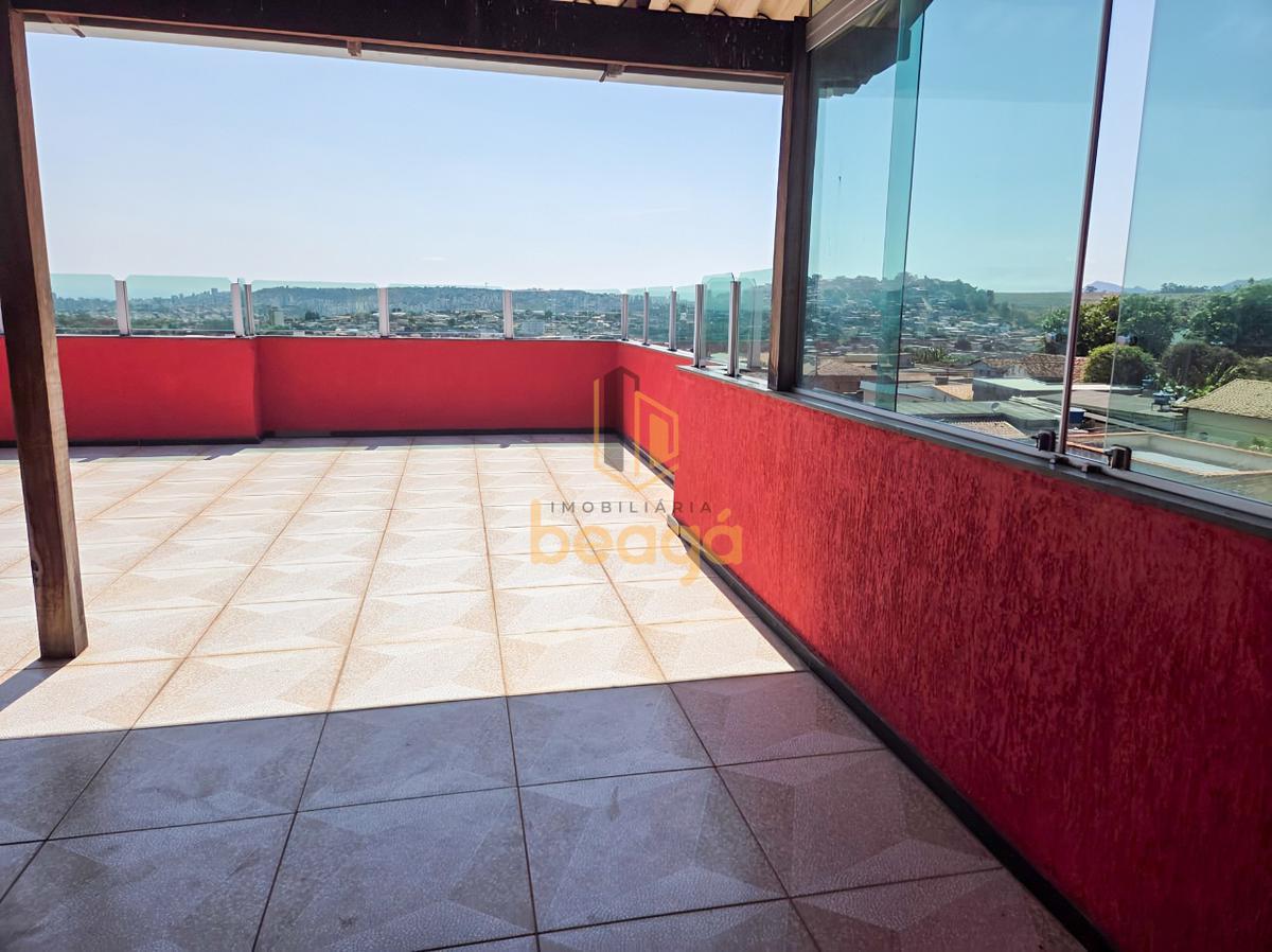 Cobertura, Coqueiros, 2 Quartos, 1 Vaga, 1 Suíte