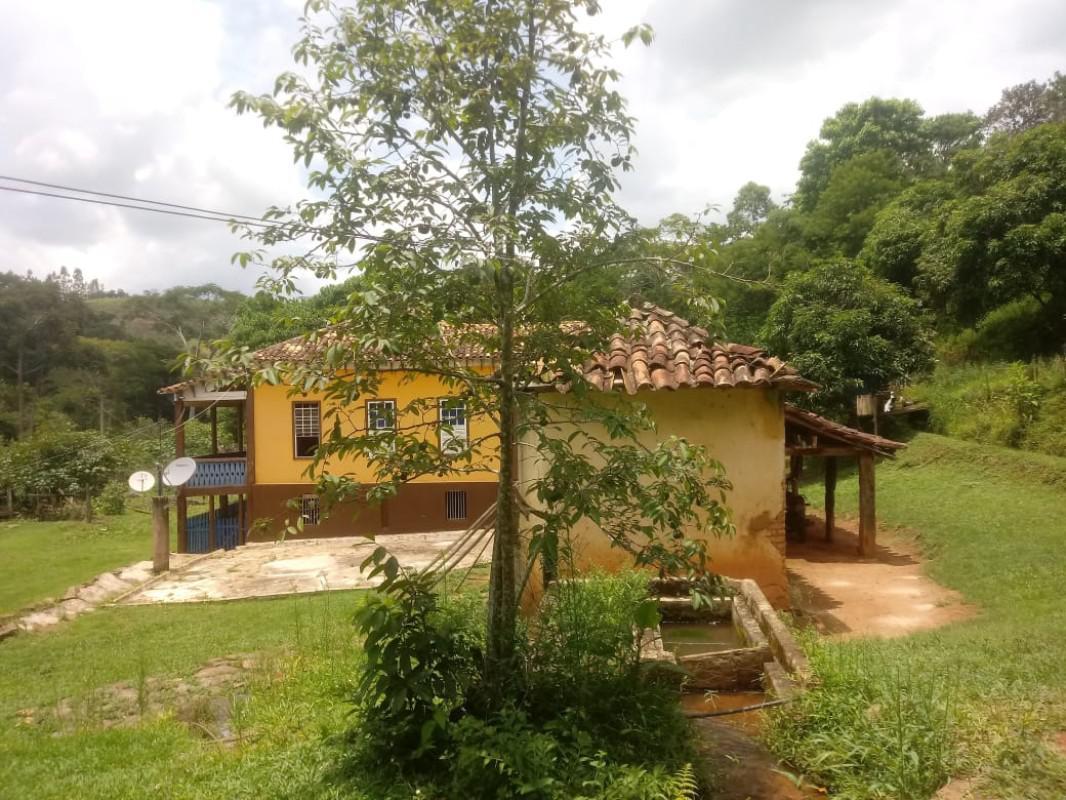 Fazenda, Zona Rural, 8 Quartos, 0 Vaga