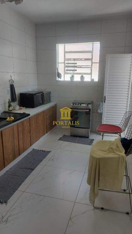 Casa, Floresta, 6 Quartos, 1 Vaga