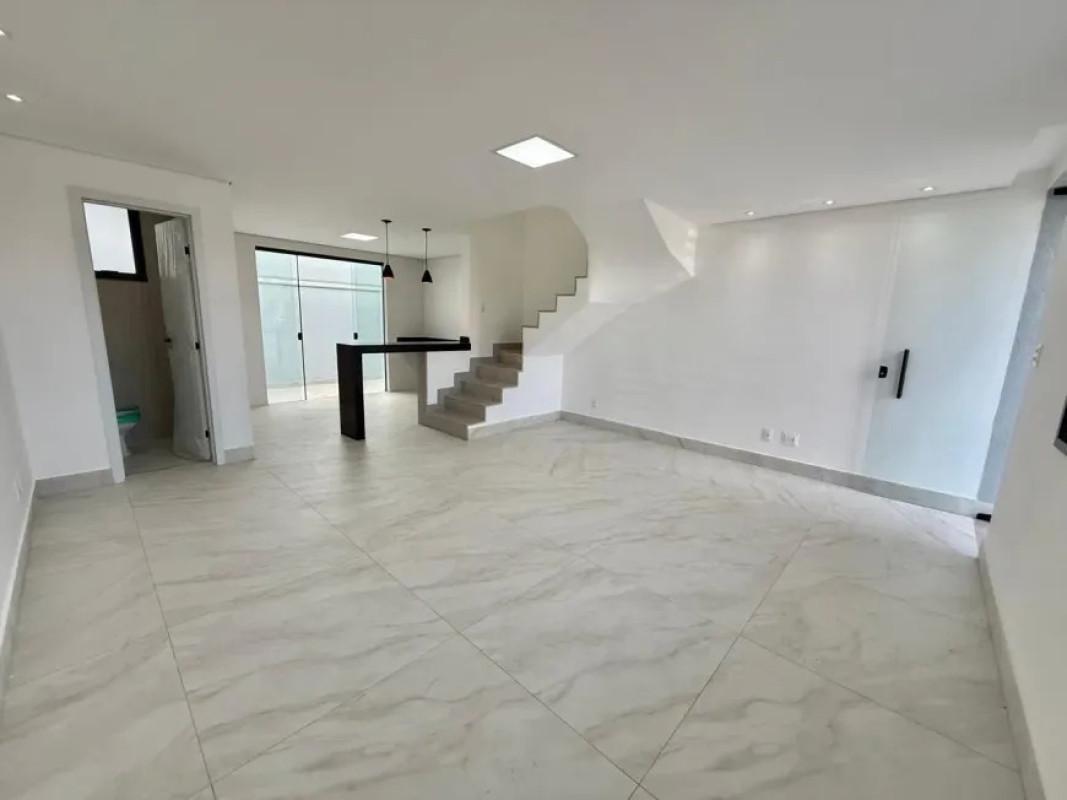 Casa, Planalto, 3 Quartos, 2 Vagas, 1 Suíte