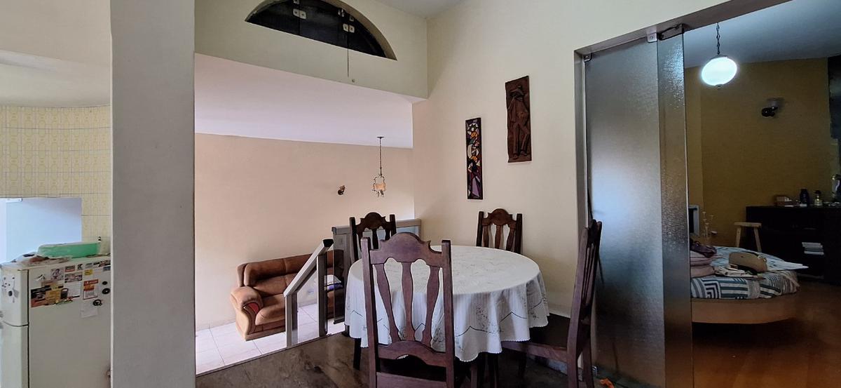 Casa, Sagrada Família, 1 Quarto, 4 Vagas